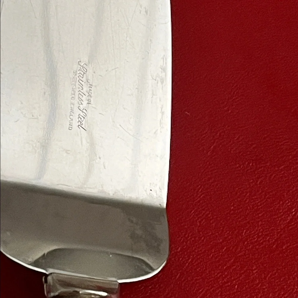 VTG. Sheffield England Stainless Steel Cake Knife Serving Piece Flowers 9.75”L